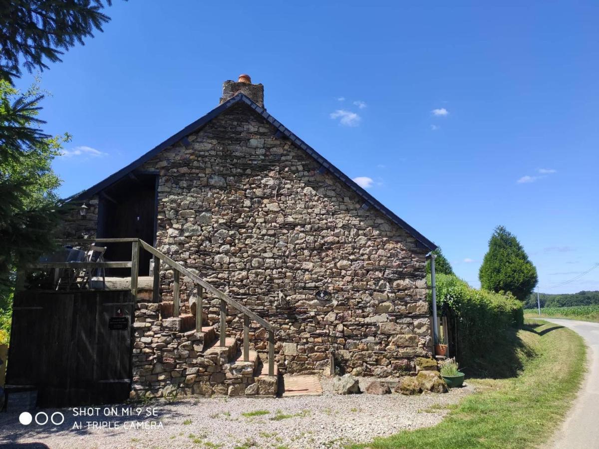 Gite Le Grenier Aux Portes De Broceliande Apartment Reminiac Luaran gambar